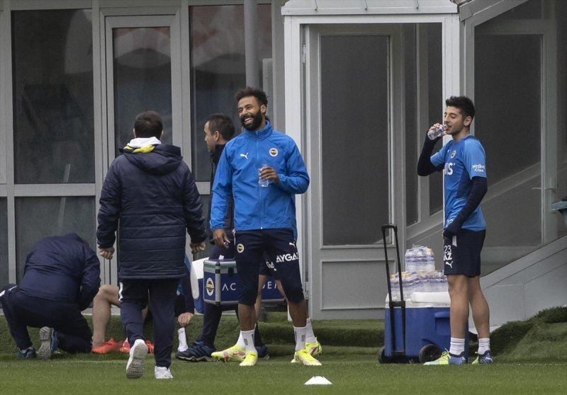 Fenerbahçe 21 Kasım'da oynanacak derbi hazırlıklarını sürdürüyor