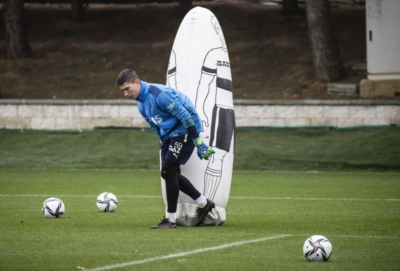 Fenerbahçe 21 Kasım'da oynanacak derbi hazırlıklarını sürdürüyor