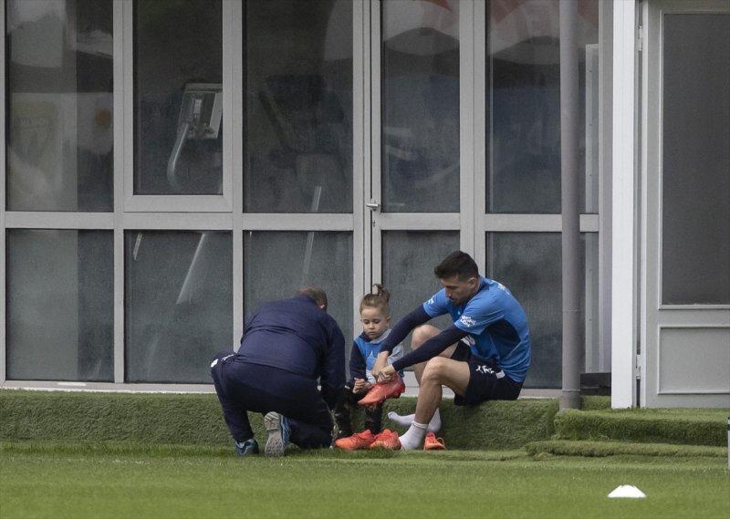 Fenerbahçe 21 Kasım'da oynanacak derbi hazırlıklarını sürdürüyor
