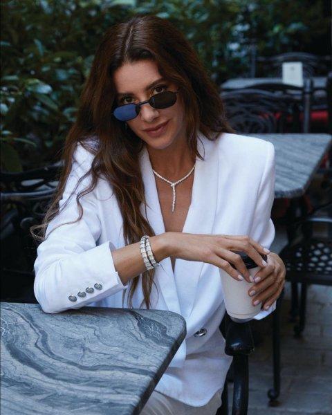 Hamilelik haberleri ile gündeme gelen Başak Dizer