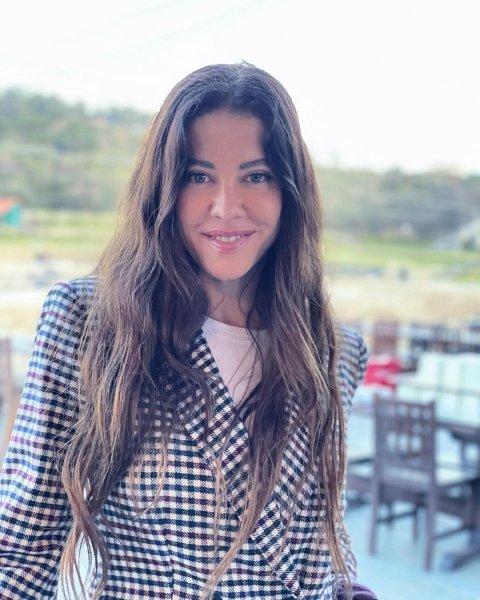 Hamilelik haberleri ile gündeme gelen Başak Dizer