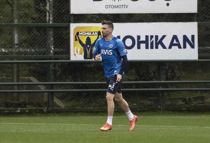 Fenerbahçe 21 Kasım'da oynanacak derbi hazırlıklarını sürdürüyor