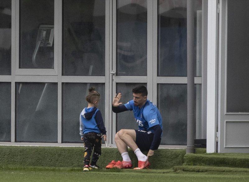 Fenerbahçe 21 Kasım'da oynanacak derbi hazırlıklarını sürdürüyor