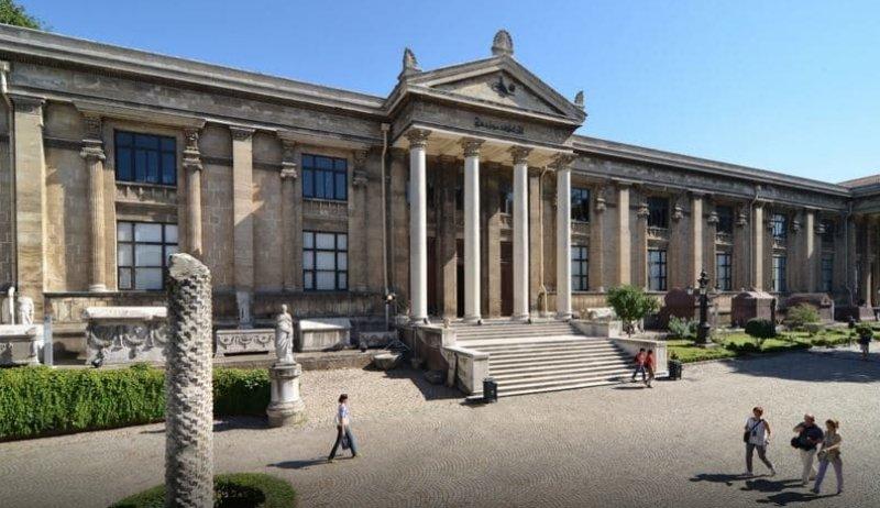 Gitmeden gezebileceğiniz sanal müzeler 