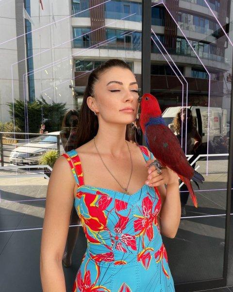 Burcu Özberk'in güzellik sırları