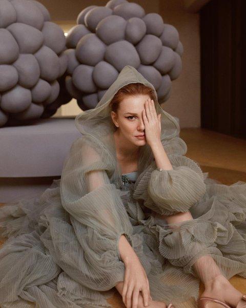 'Kiralık Aşk' dizisi ile çıkış yapan Elçin Sangu