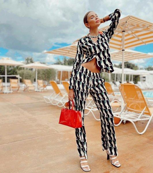 Özge Ulusoy'un kusursuz fiziği 