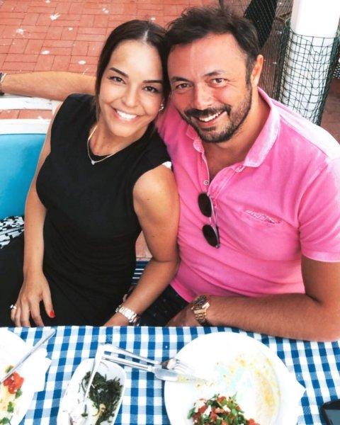 Yakın zamanda anne olan Bengü ve ailesi