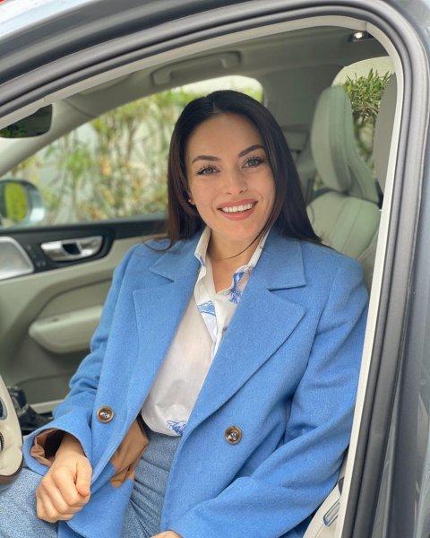 Son zamanların sevilen oyuncusu Ezgi Mola'nın paylaşımları