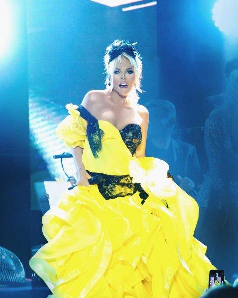 'Süperstar' Ajda Pekkan'ın nefes kesen tarzı