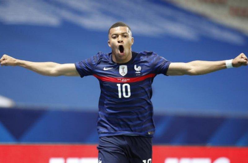 2021 yılında Milli Takımlarda en fazla golü bulunan futbolcular