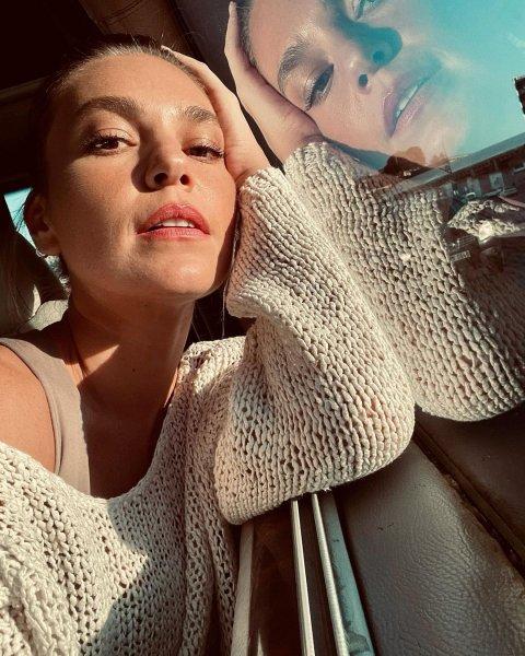 Aslı Enver'in herkesi büyüleyen doğal güzelliği