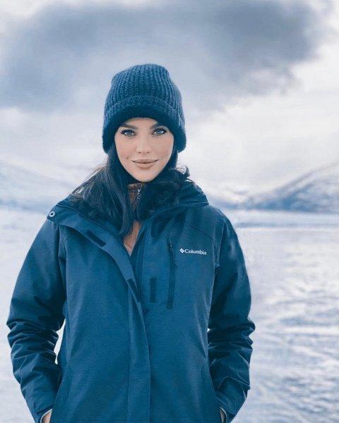 Tuvana Türkay'ın iddialı Instagram fotoğrafları