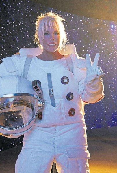 'Süperstar' Ajda Pekkan'ın nefes kesen tarzı