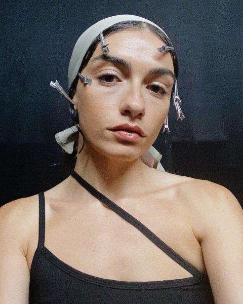 Yeni neslin yetenekli oyuncusu: Hazar Ergüçlü