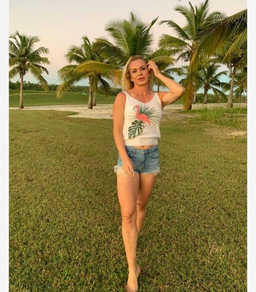 Nagihan Karadere'nin Instagram kareleri