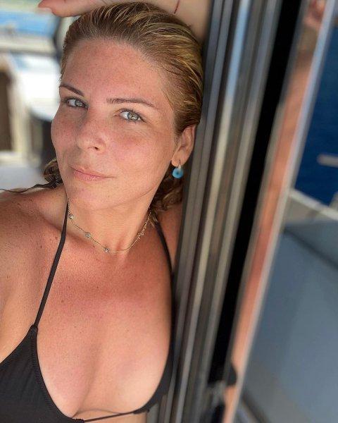 Pelin Öztekin'in eski halinden eser kalmadı