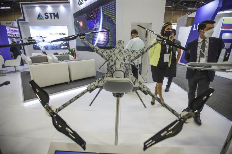 Türkiye Kolombiya'da Expodefensa 2021 fuarına katıldı