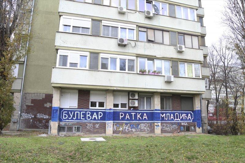 Sırbistan'da Bosna Kasabı Mladic'in duvar resimlerine tepkiler büyüyor