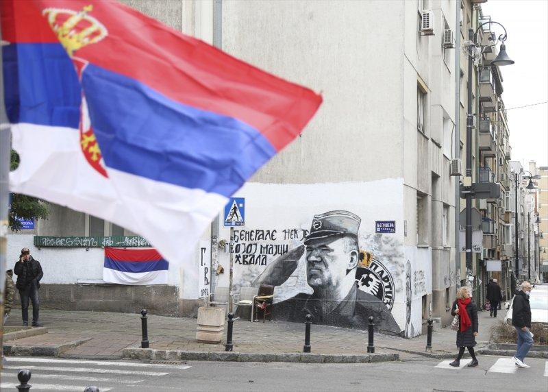 Sırbistan'da Bosna Kasabı Mladic'in duvar resimlerine tepkiler büyüyor