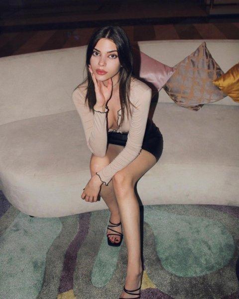 Cesur fotoğraflarıyla gündeme gelen Derin Talu