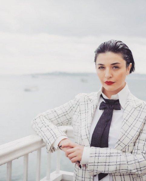 Sık sık imaj değiştiren Gonca Vuslateri'nin kareleri