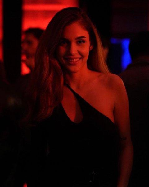 Son günlerde tartışmalarıyla gündem olan Berfu Yenenler