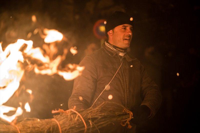 İspanya'da geleneksel 'Büyük Süpürgeler' festivali düzenlendi