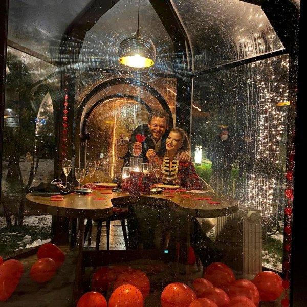 İvana Sert Sezer Dermenci ile doludizgin ilişkisine devam ediyor