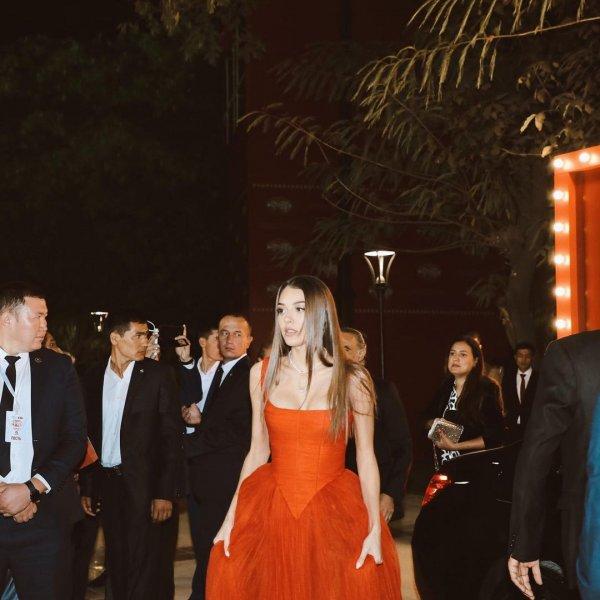 Dilan Çiçek Deniz'in nefes kesen tarzı 