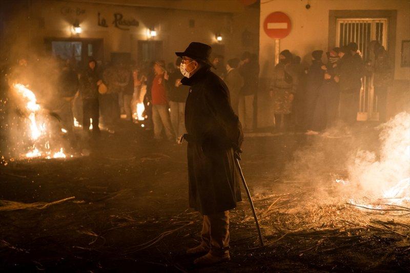 İspanya'da geleneksel 'Büyük Süpürgeler' festivali düzenlendi