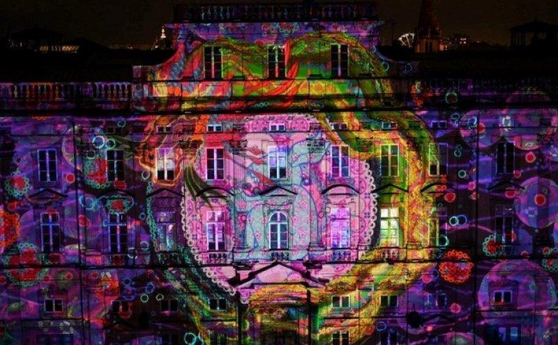 Fransa'nın geleneksel ışık festivali başladı