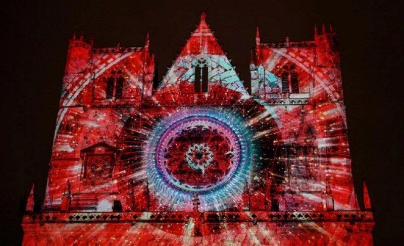 Fransa'nın geleneksel ışık festivali başladı