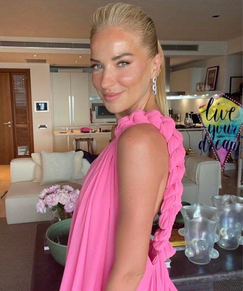 Burcu Esmersoy'un uzun zamandır gizlediği ilişkisi belgelendi