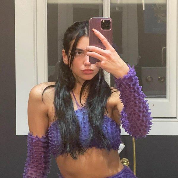 Dua Lipa'nin nefes kesen güzelliği