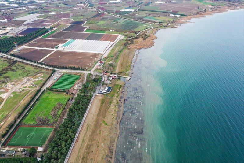 İznik'te su çekilmesi 50 metreyi geçti