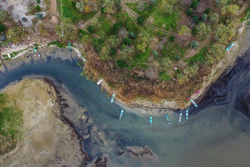 İznik'te su çekilmesi 50 metreyi geçti