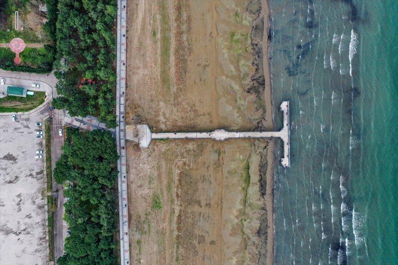 İznik'te su çekilmesi 50 metreyi geçti