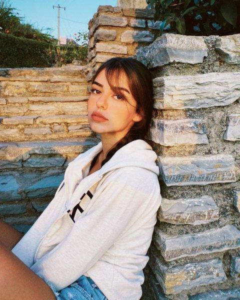 Soyadıyla ilgili açıklamalar yapan Aslıhan Malbora'nın fotoğrafları