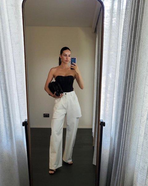 Yasemin Özilhan'ın sosyal medyayı sallayan pozları