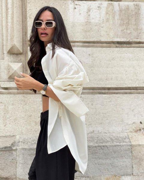 Yasemin Özilhan'ın sosyal medyayı sallayan pozları