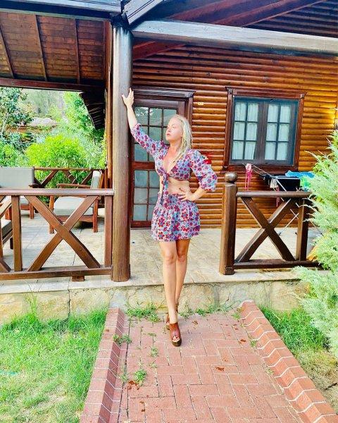 Yeliz Yeşilmen zor günleri geride bıraktı