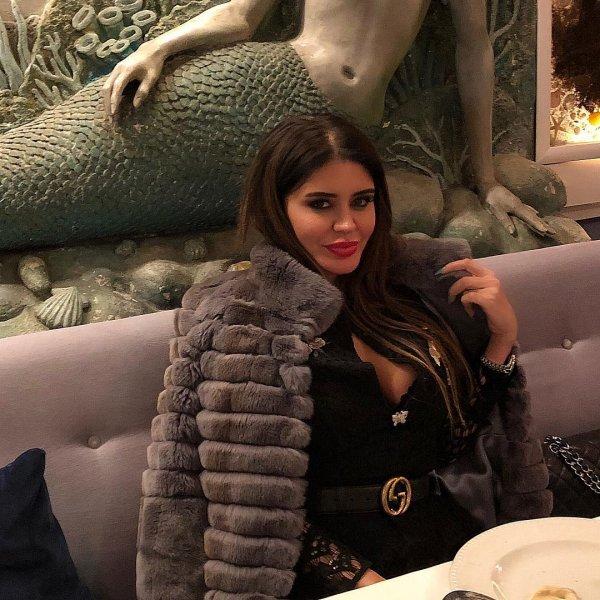 Ebru Polat fotoğraflarıyla mest ediyor