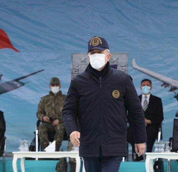 Bakan Hulusi Akar'dan 14. İnsansız Uçak Sistemleri Üs Komutanlığı'na ziyaret