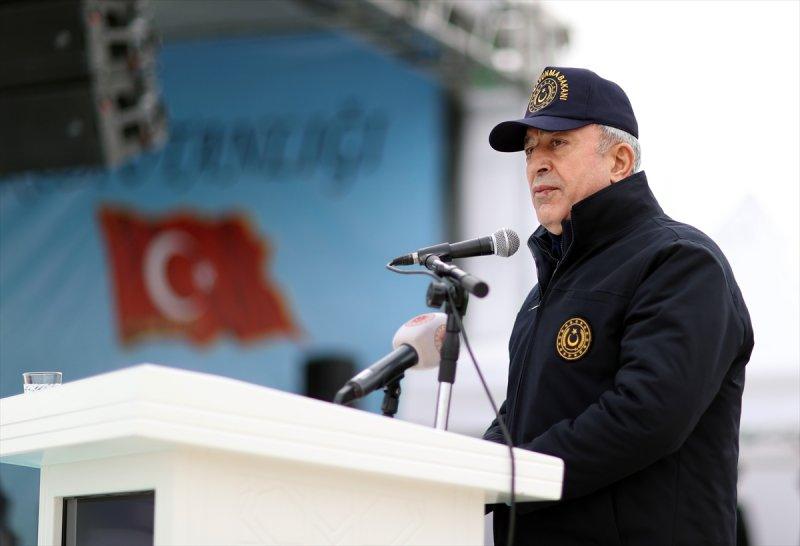 Bakan Hulusi Akar'dan 14. İnsansız Uçak Sistemleri Üs Komutanlığı'na ziyaret