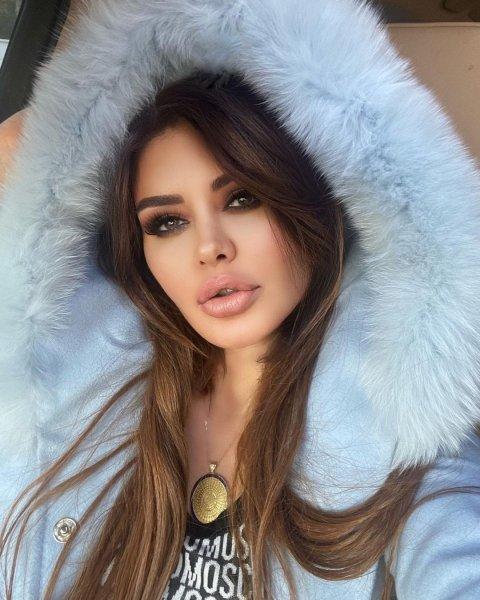 Ebru Polat fotoğraflarıyla mest ediyor