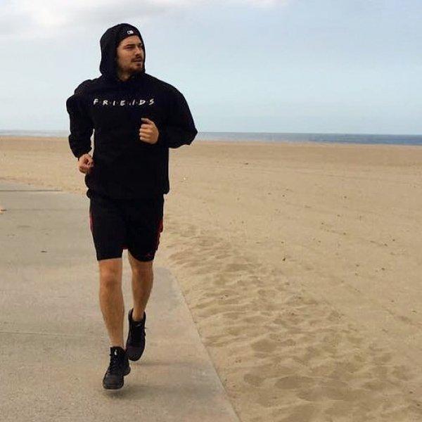 Çağatay Ulusoy sık sık imaj değiştiriyor