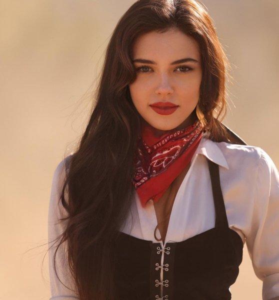 Yurt dışına yerleşen ünlü isimler