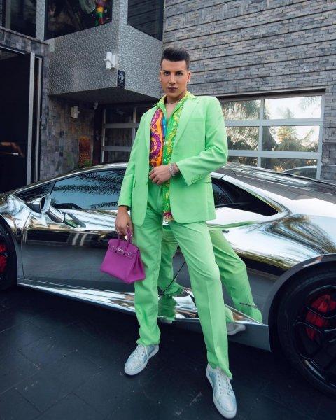 Yurt dışına yerleşen ünlü isimler