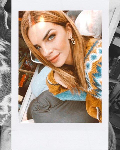 Pelin Karahan fit görüntüsüyle dikkat çekiyor